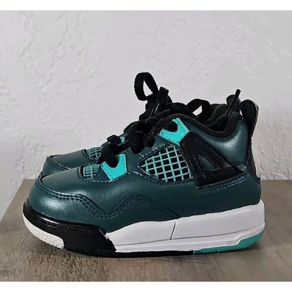 Jordan Kids Sneakers in Teal and Black - Picture 3 of 6